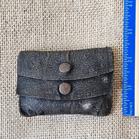 WWII Antique Womens Black Wallet Purse and Lot of 12 OPA Red Point Ration Tokens - Picture 15 of 15